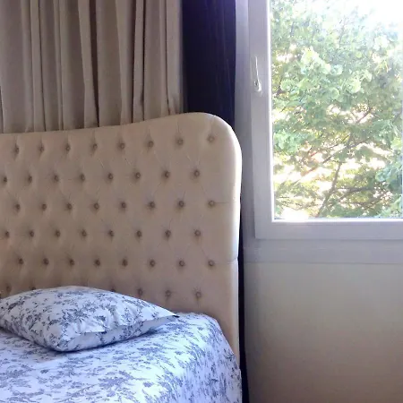 With 4 Bedrooms In With Wonderful City View And Wifi Lisboa