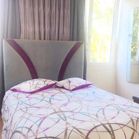 With 4 Bedrooms In With Wonderful City View And Wifi Lisboa
